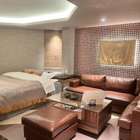 Hotel Crystal Gate Nagoya - Couple Hotel (Adults Only) Dış mekan fotoğraf