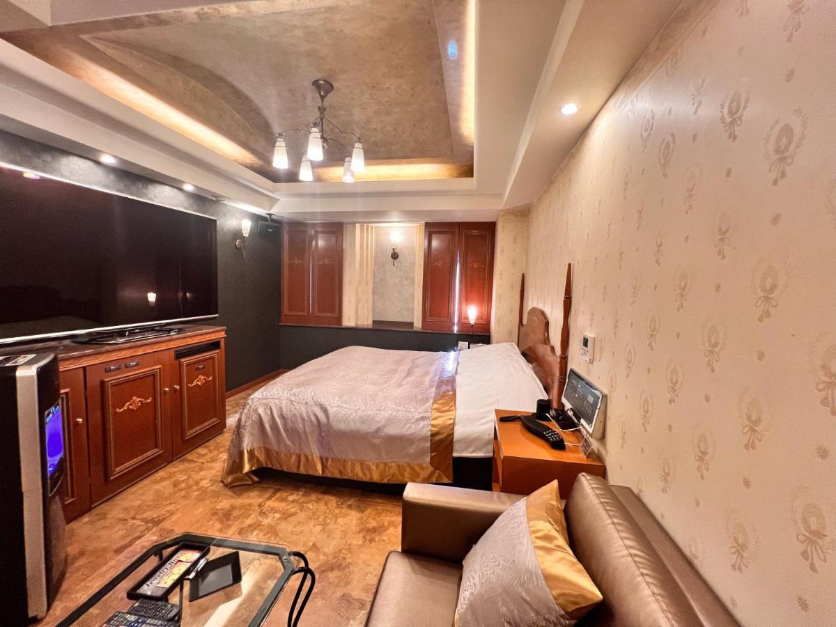 Hotel Crystal Gate Nagoya - Couple Hotel (Adults Only) Dış mekan fotoğraf