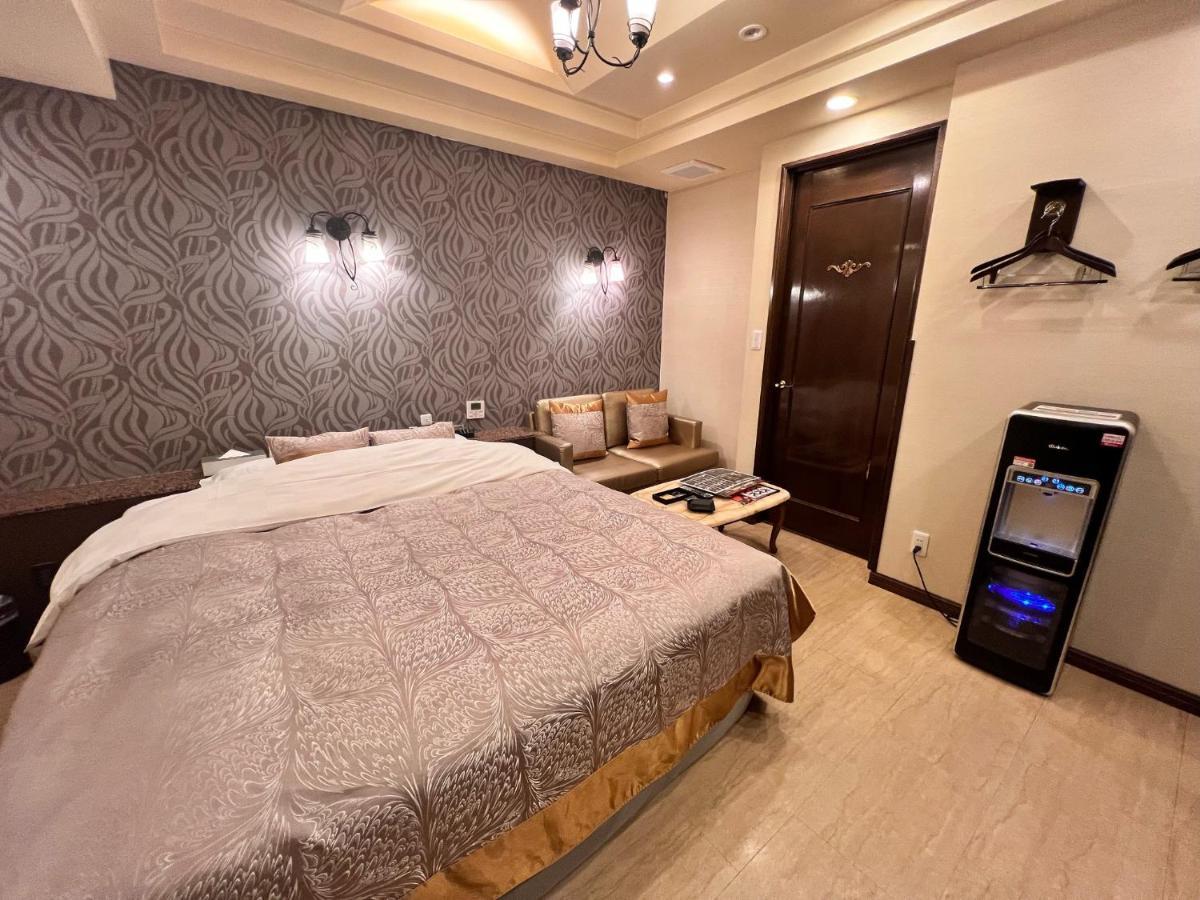 Hotel Crystal Gate Nagoya - Couple Hotel (Adults Only) Dış mekan fotoğraf